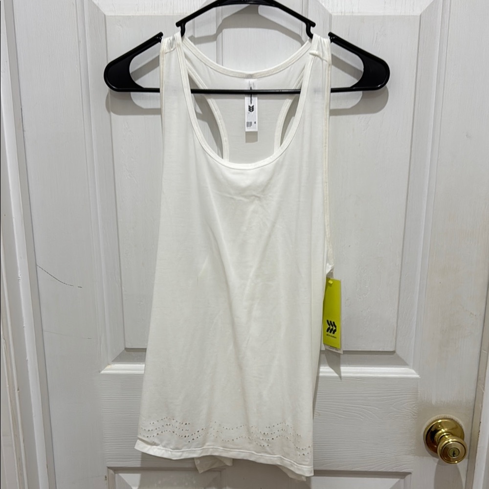 All in Motion White Scoop Neck Sleeveless Tank Top